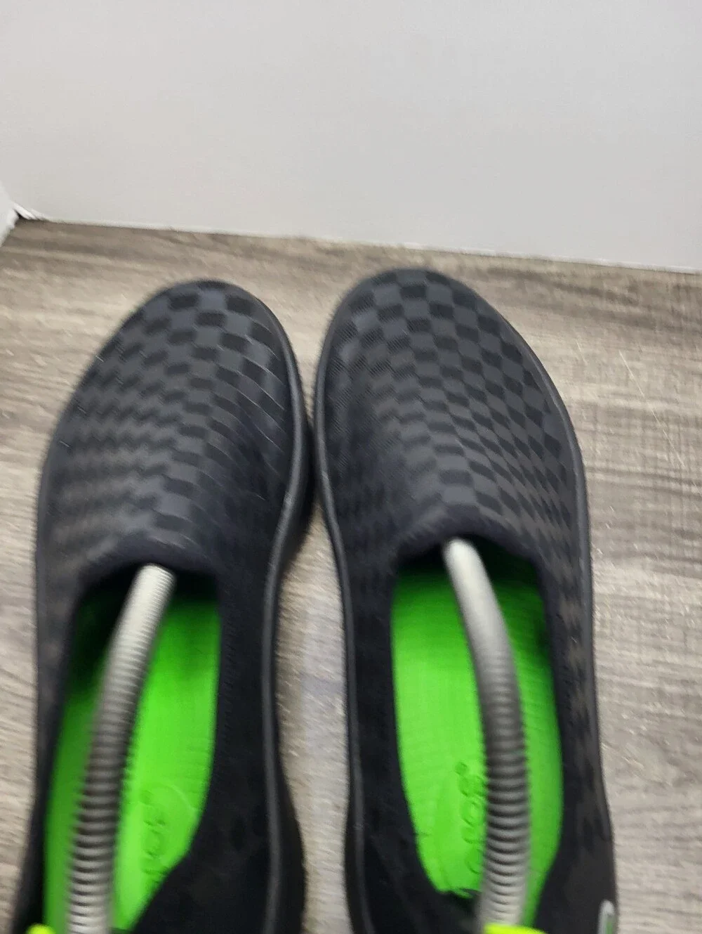Oofos Oomg Eezee Low Checkered Shoe Sneakers Black Women's Size 11